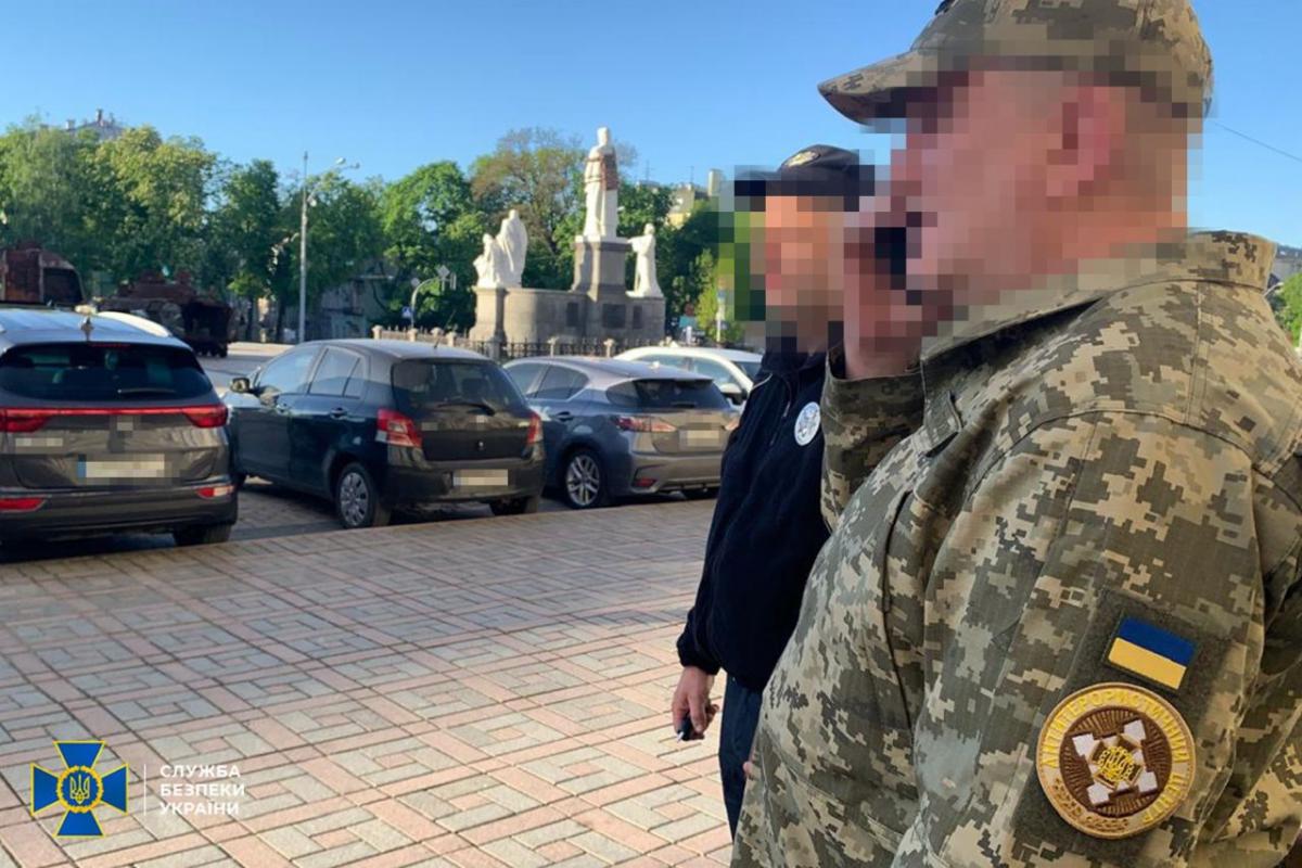 СБУ в центрі Києва / СБУ СБУ в центрі Києва / СБУ