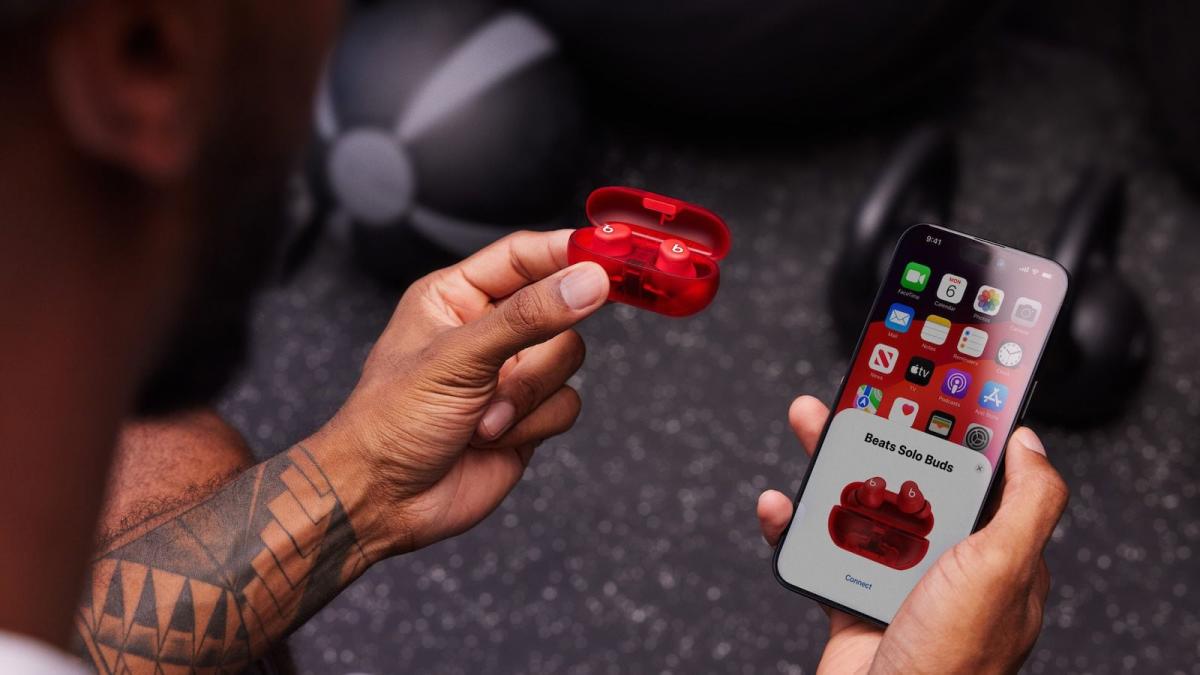 Beats Solo Buds - полностью беспроводные наушники Apple всего за $80 / фото Apple Beats Solo Buds - полностью беспроводные наушники Apple всего за $80 / фото Apple