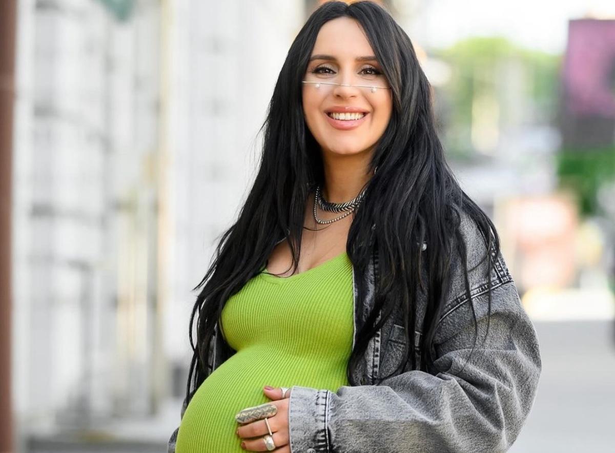 Джамала відповіла, чи йтиме у декретну відпустку / Скріншот Instagram Джамала відповіла, чи йтиме у декретну відпустку / Скріншот Instagram