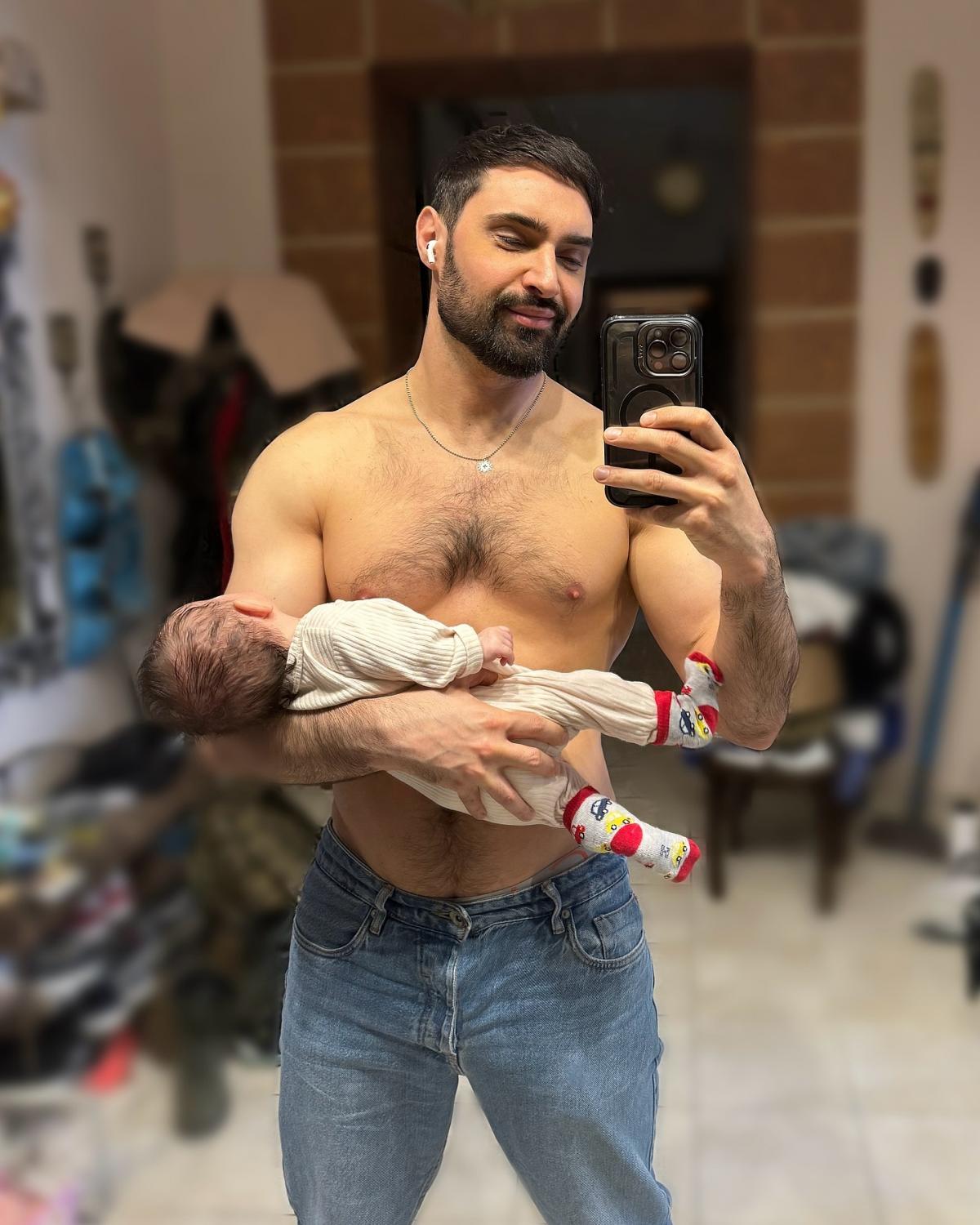 Виталий Козловский с сыном / Скриншот Instagram Виталий Козловский с сыном / Скриншот Instagram