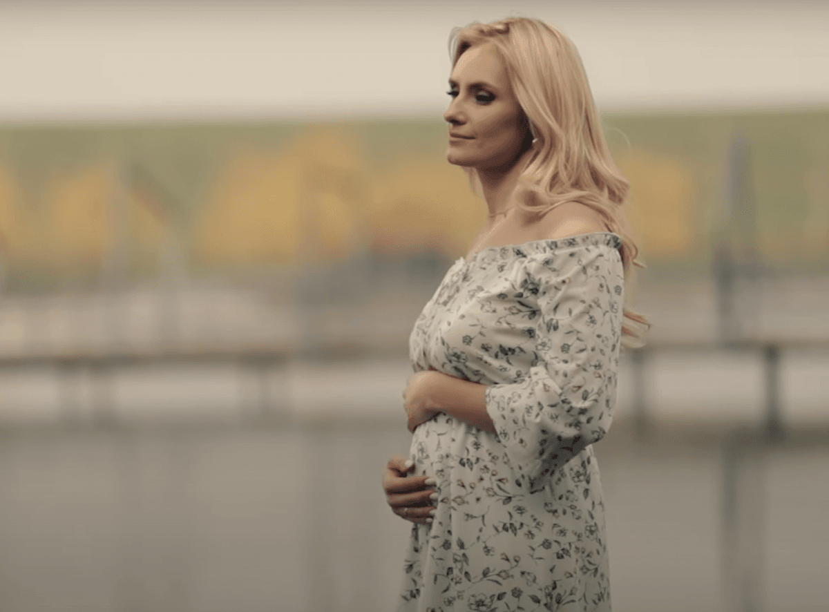 Скріншот з кліпу Скріншот з кліпу
