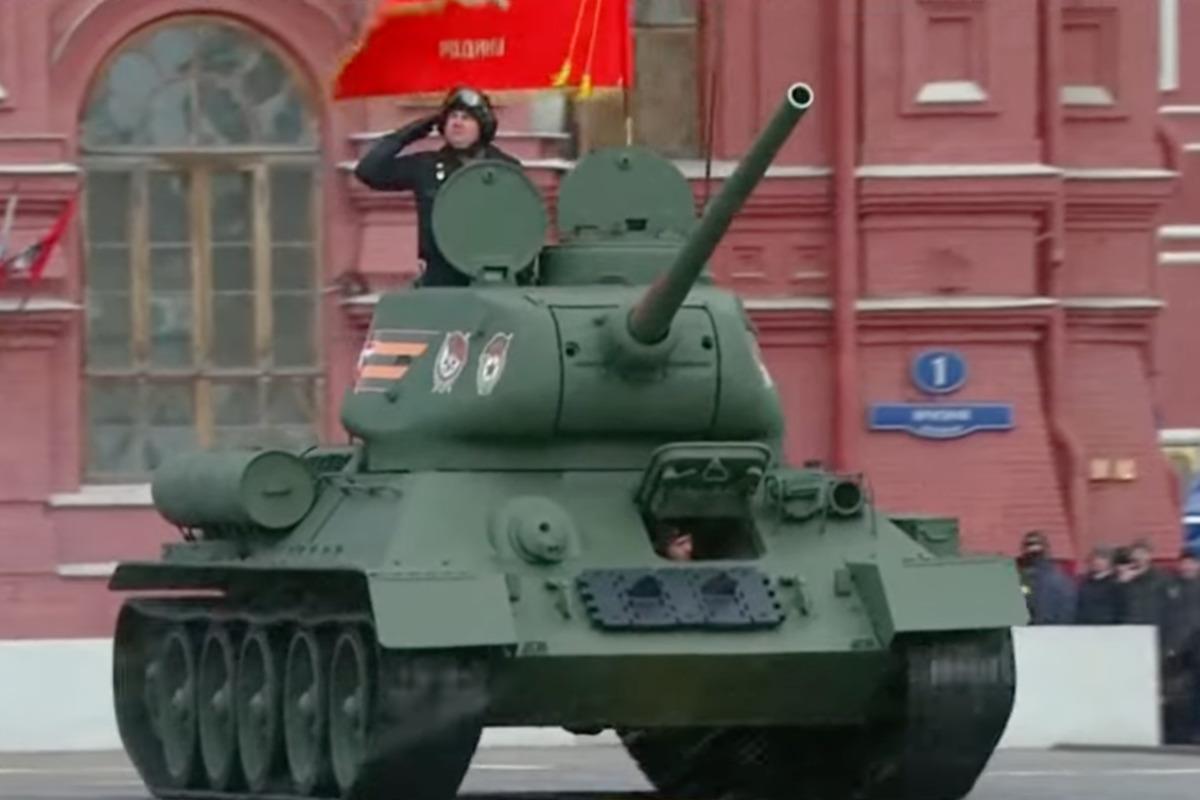 У Росії пригрозили Україні 'ударами відплати' на тлі підготовки до параду в Москві