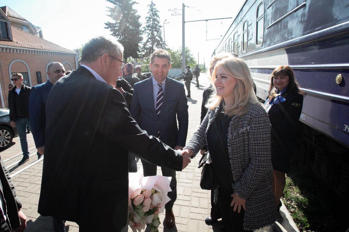 Чапутова приїхала до Києва 10 травня / фото Zuzana Čaputová Facebook Чапутова приїхала до Києва 10 травня / фото Zuzana Čaputová Facebook