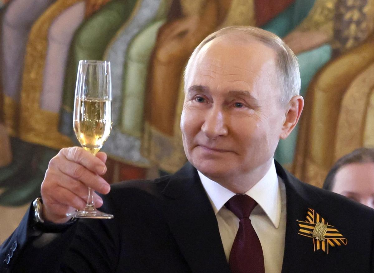 Володимир Путін шукає підтримки народу на тлі прориву ЗСУ в Курській області / фото GettyImages Володимир Путін шукає підтримки народу на тлі прориву ЗСУ в Курській області / фото GettyImages