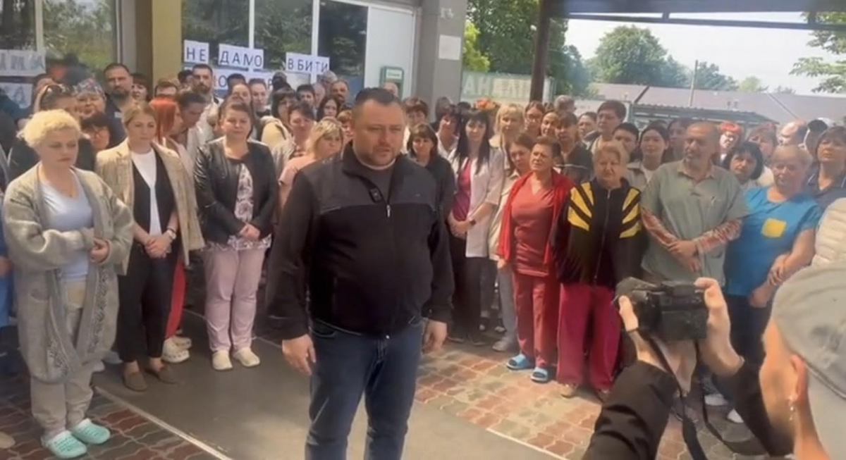Івана Федорова звинувачують у закритті запорізького онкодиспансера. Медики та пацієнти звернулися до президента Івана Федорова звинувачують у закритті запорізького онкодиспансера. Медики та пацієнти звернулися до президента