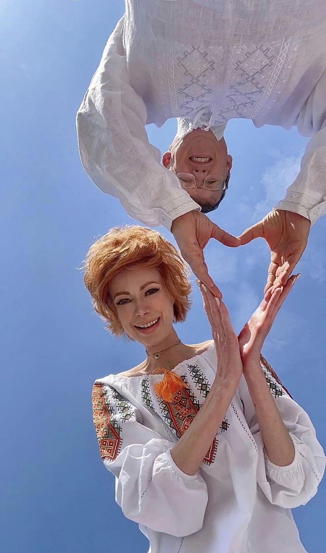 Елена-Кристина Лебедь и Павел Розенко / Скриншот Instagram Елена-Кристина Лебедь и Павел Розенко / Скриншот Instagram