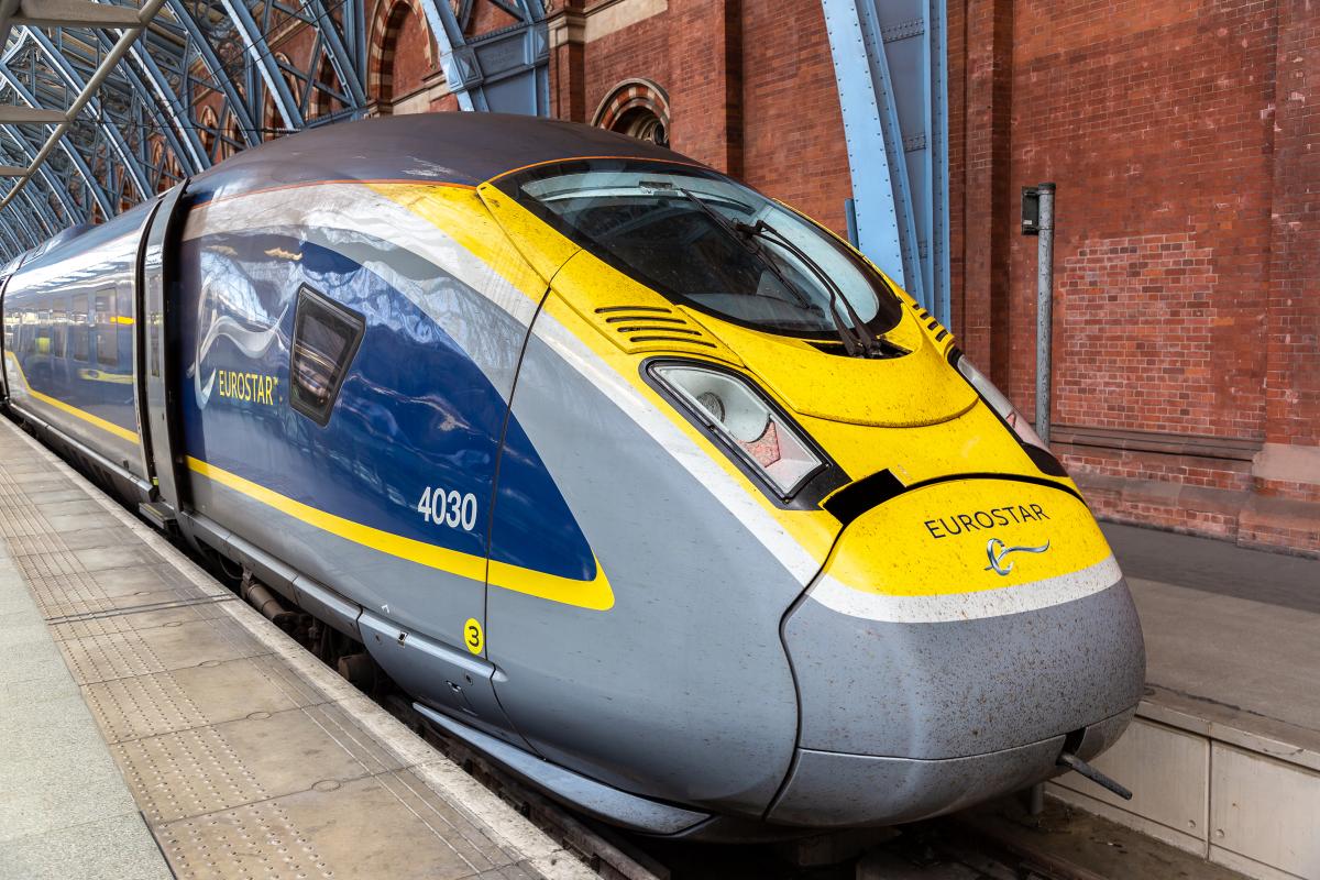 Потяги Eurostar з'єднують Лондон із трьома європейськими столицями на материку / фото ua.depositphotos.com Потяги Eurostar з'єднують Лондон із трьома європейськими столицями на материку / фото ua.depositphotos.com