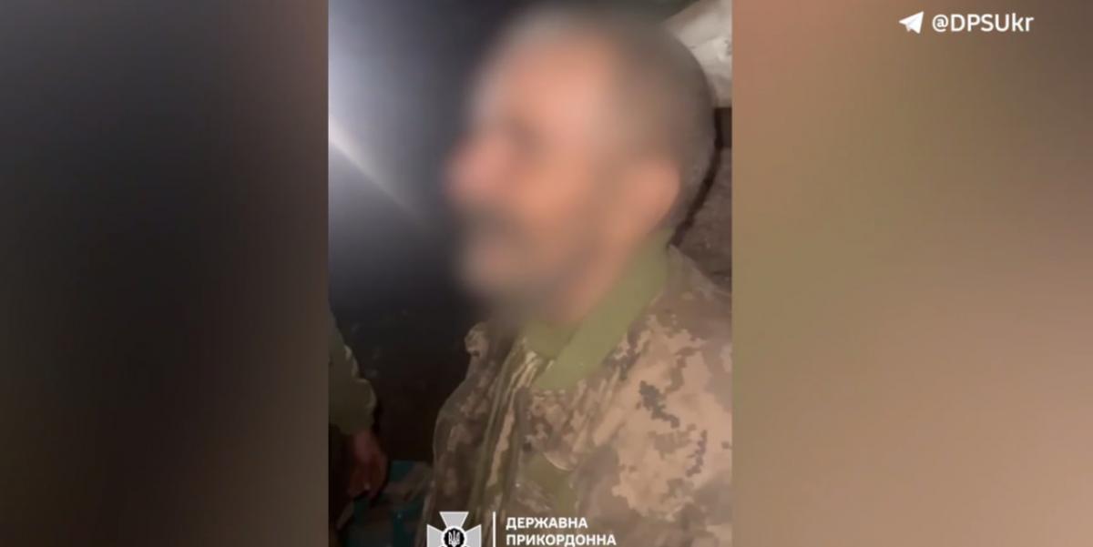 В полон здався окупант у формі ЗСУ / скриншот В полон здався окупант у формі ЗСУ / скриншот