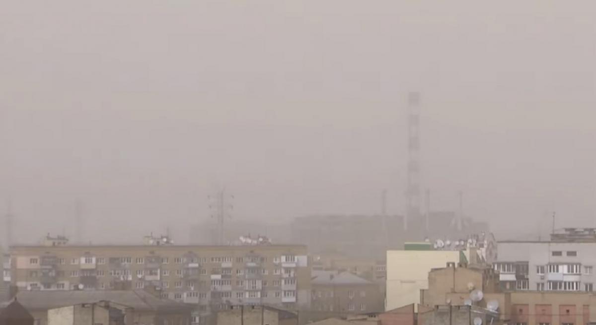 Україну накриє пил із Середньої Азії / скріншот