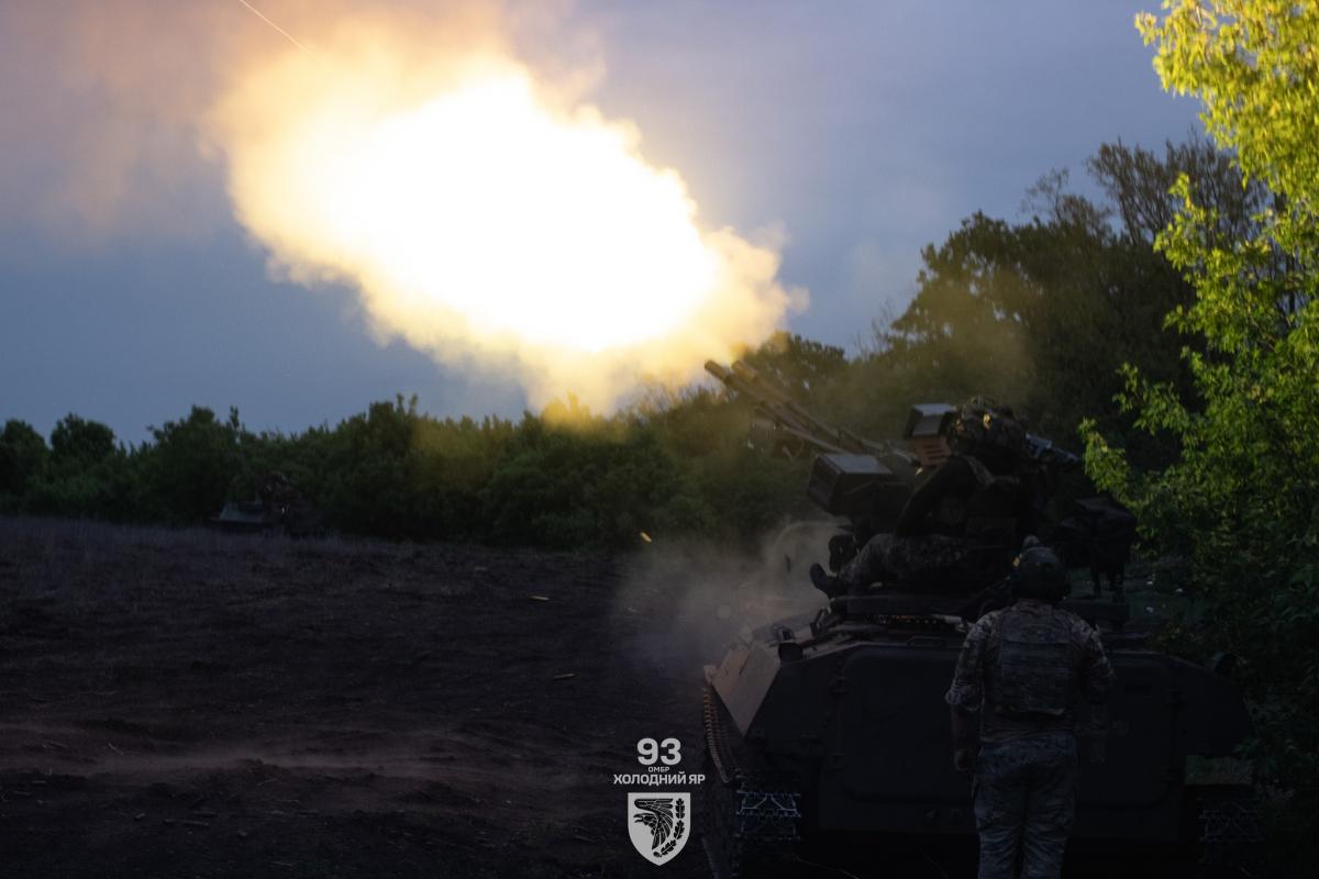 У Генштабі розповіли про ситуацію на найгарячіших напрямках фронту / фото 93 ОМБр Холодний Яр У Генштабі розповіли про ситуацію на найгарячіших напрямках фронту / фото 93 ОМБр Холодний Яр