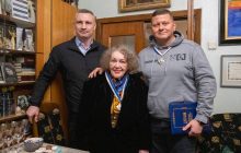 Валерий Залужный и Лина Костенко получили звание почетных граждан города Киева, - Виталий Кличко