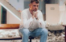 Женя Янович ответил, готов ли пополнить ряды ВСУ: "А почему не я":
