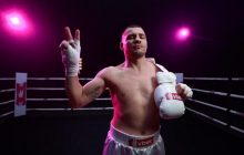 Берінчик, який став чемпіоном світу з боксу у легкій вазі, провів 19 поєдинків без жодної поразки