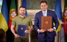 Ще одна країна підписала з Україною безпекову угоду: що відомо