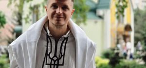 Анатолий Анатолич уехал за границу