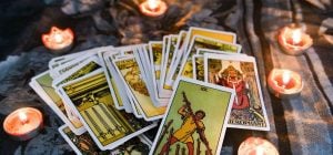 Гороскоп на 14 грудня за картами Таро: Рибам - щастя, Стрільцям - суперечки