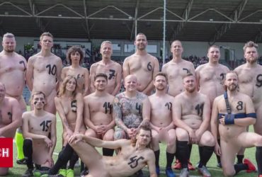 Футбол 18+: гола команда проти одягненої