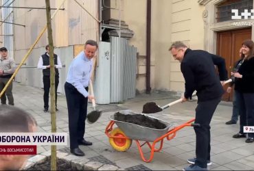 Питання Львівського аеропорту: британський міністр закордонних справ прибув до міста