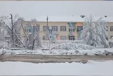 После потопа – снегопад: последствия непогоды в России