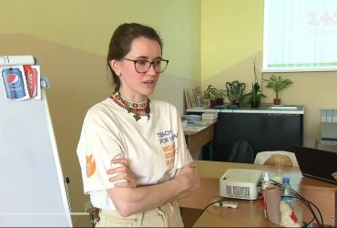 Вчителі без освіти: чому до сіл запрошують викладати "всіх підряд"