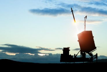 Британия должна построить Железный купол, чтобы защитить себя в случае войны, - генерал США