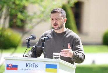 Нежива історія: Зеленський відхилив ідею Макрона про олімпійське перемир'я