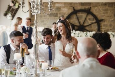 Нужно ли на самом деле менять фамилию при замужестве: вот кому не стоит этого делать