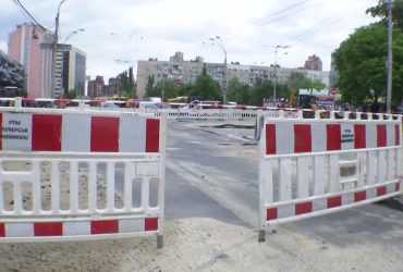 "Либідську" затопило: усе у воді