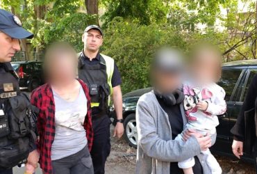 В Одессе женщина ради лайков всю ночь издевалась над 2-летним ребенком в прямом эфире (видео)