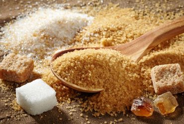 Белый сахар или коричневый: какая между ними разница и почему это важно