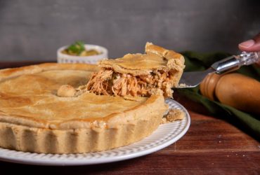 Куриный пирог от Джейми Оливера: повар поделился рецептом вкусного ужина