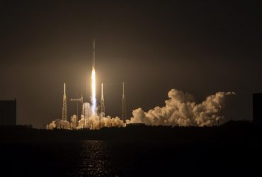 SpaceX установила рекорд многократного использования ракеты Falcon 9: что скажут россияне