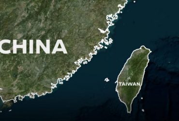 Китай имитирует ракетные удары по Тайваню, - Reuters