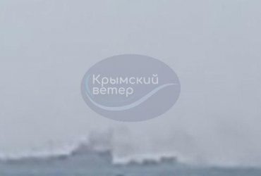 В Крыму прогремели взрывы: поднимается дым (фото)