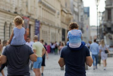 Падіння народжуваності у світі стає серйозним викликом: створить величезні проблеми, – FT