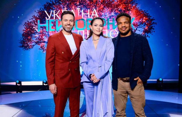 Заворожуюче жонглювання, акробатика на драбинах і чуттєвий танець на протезах: чим здивує останній півфінал шоу "Україна неймовірних людей"