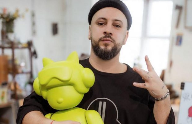 Монатіка в центрі Києва зупинили ТЦК (відео)