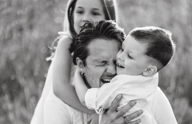 Известный украинский певец-воин рассказал, как война повлияла на его детей