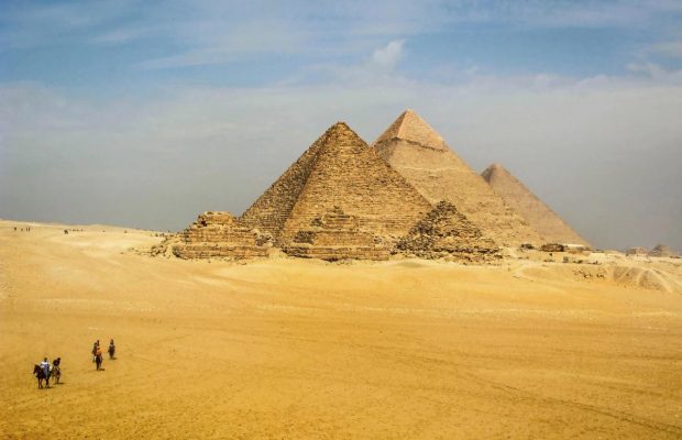 Турист назвав єгипетські піраміди "найгіршим місцем на землі": що його так розлютило