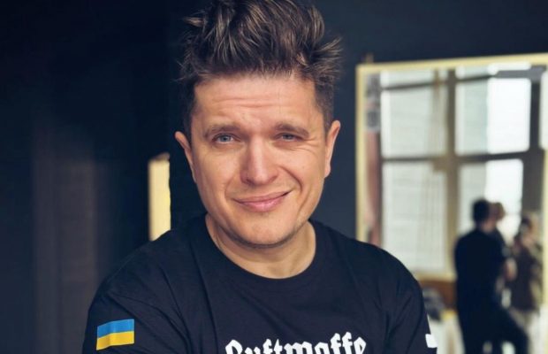 Відомого українського ведучого у Києві зупинили співробітники ТЦК