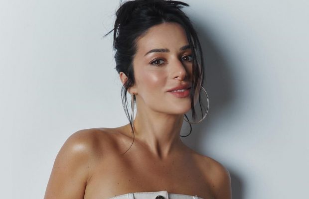 Злата Огнєвіч засвітила обручку з діамантом і натякнула на весілля (фото)