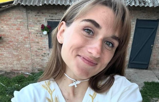 Блогерка Даша Євтух вперше показала обличчя новонародженої доньки (фото)