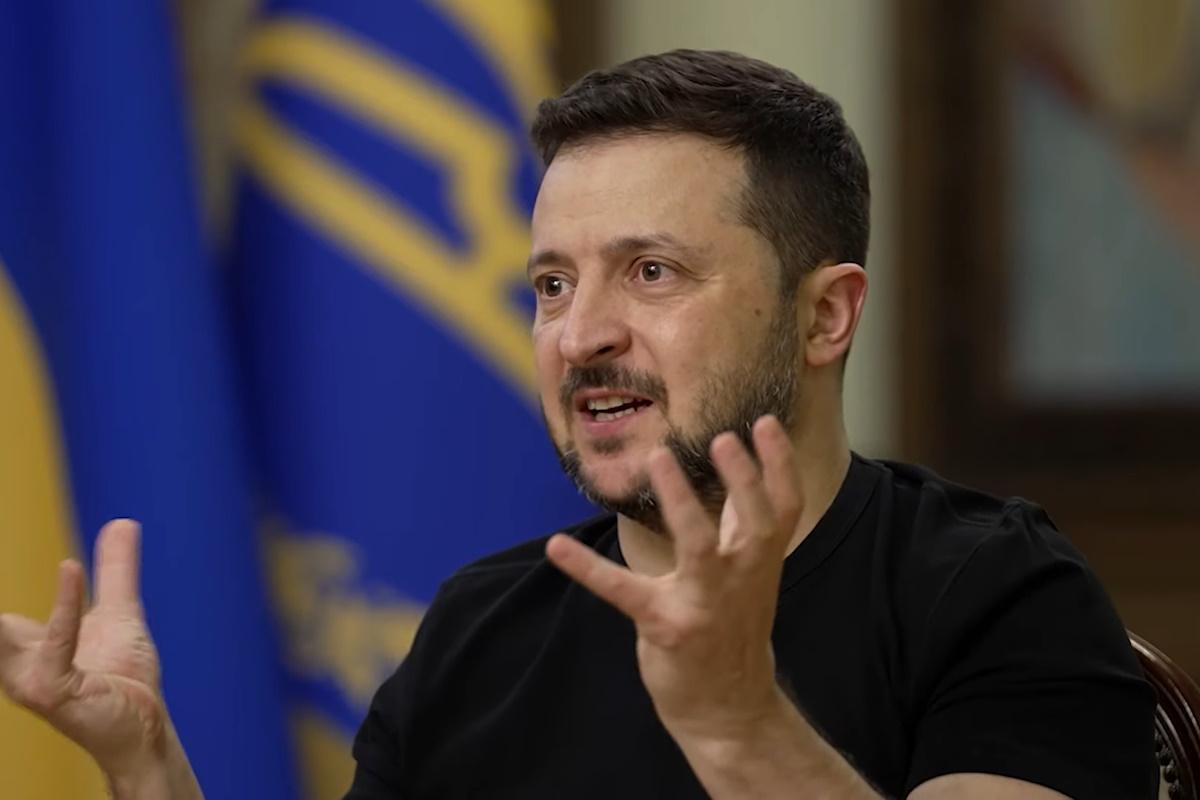 Президент отметил, что сейчас срочно очень надо укрепить Украину. / Скриншот Президент отметил, что сейчас срочно очень надо укрепить Украину. / Скриншот
