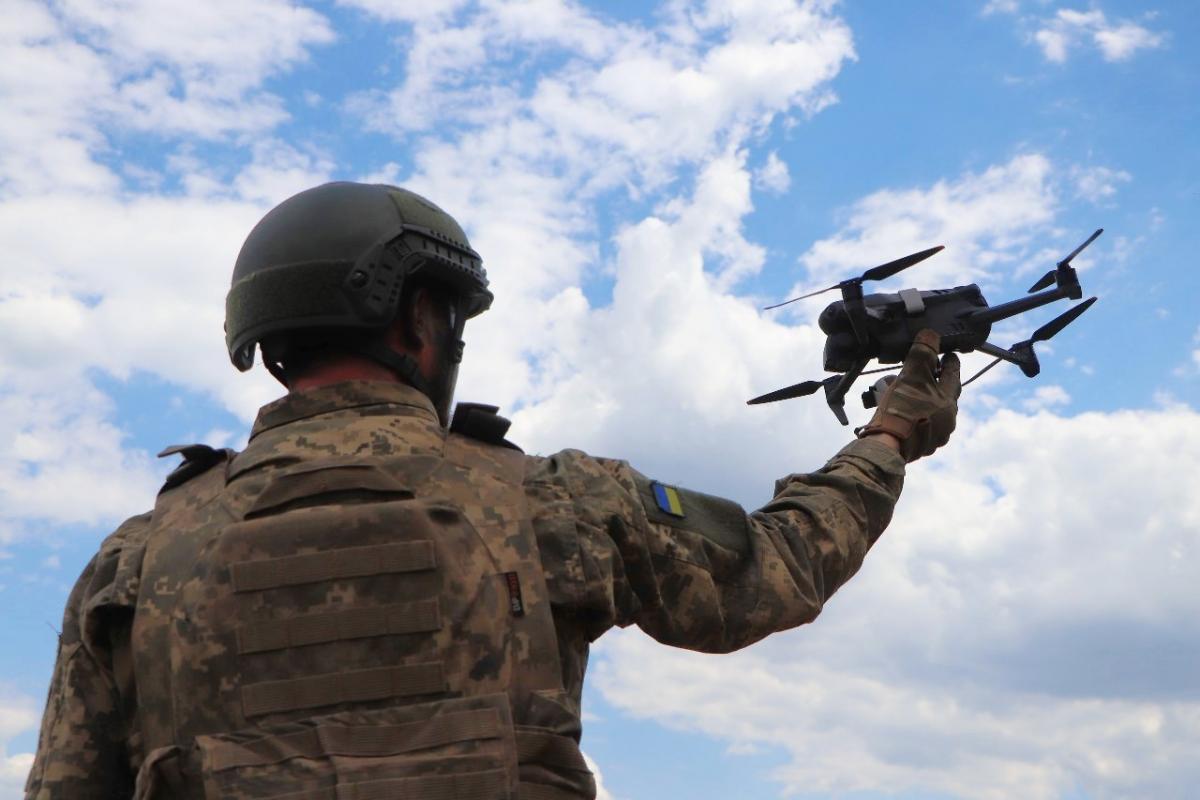 Forbes проанализировало основные мифы об FPV-дронах в войне / фото Генштаб ВСУ Forbes проанализировало основные мифы об FPV-дронах в войне / фото Генштаб ВСУ