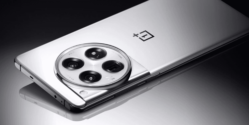 OnePlus 13 получит лучший экран на рынке и огромную батарею / фото OnePlus OnePlus 13 получит лучший экран на рынке и огромную батарею / фото OnePlus