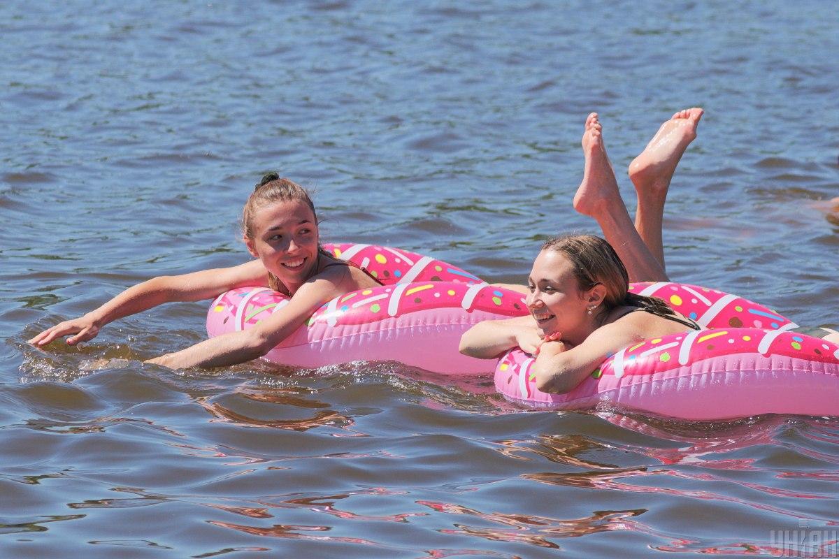 Водночас під час повітряної тривоги буде заборонено знаходитися на пляжах / фото УНІАН