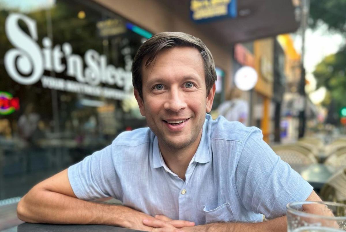 Дмитро Ступка каже, що у США його "тримає" донька / Скріншот Instagram