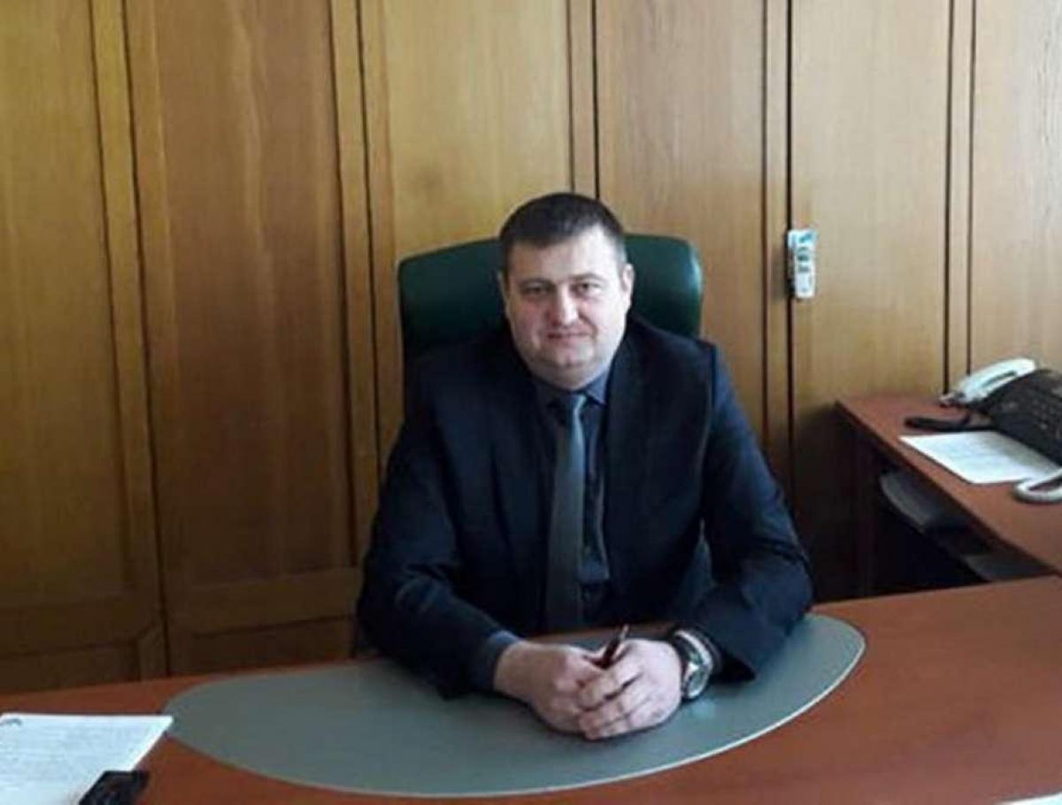Скандальный полицейский из Закарпатья заблокировал строительство жилья для военных Скандальный полицейский из Закарпатья заблокировал строительство жилья для военных