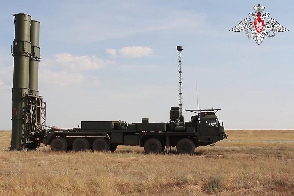 Росія розгорнула в Криму експериментальну С-500, Україна посилює 'полювання' на ППО, - BI Росія розгорнула в Криму експериментальну С-500, Україна посилює 'полювання' на ППО, - BI