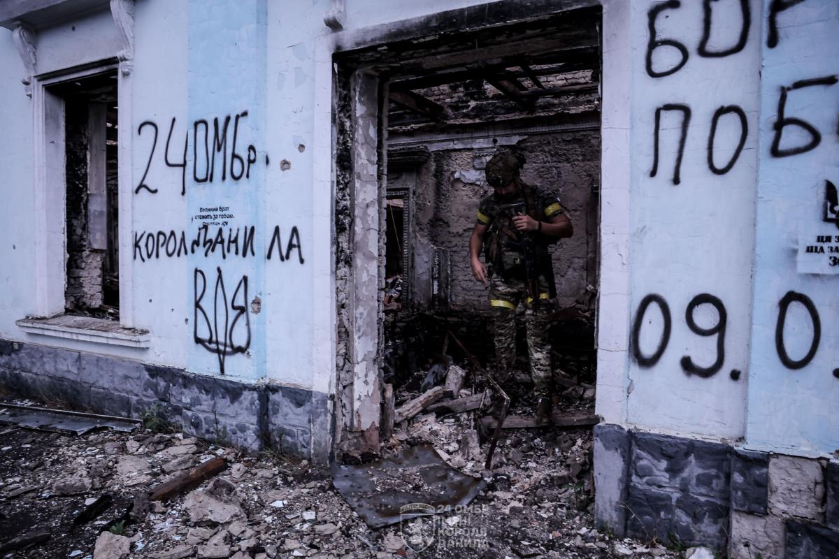 Підрозділи 24 ОМБр іпередислоковані для посилення оборони в район Часового Яру / фото 24 ОМБр імені короля Данила Підрозділи 24 ОМБр іпередислоковані для посилення оборони в район Часового Яру / фото 24 ОМБр імені короля Данила